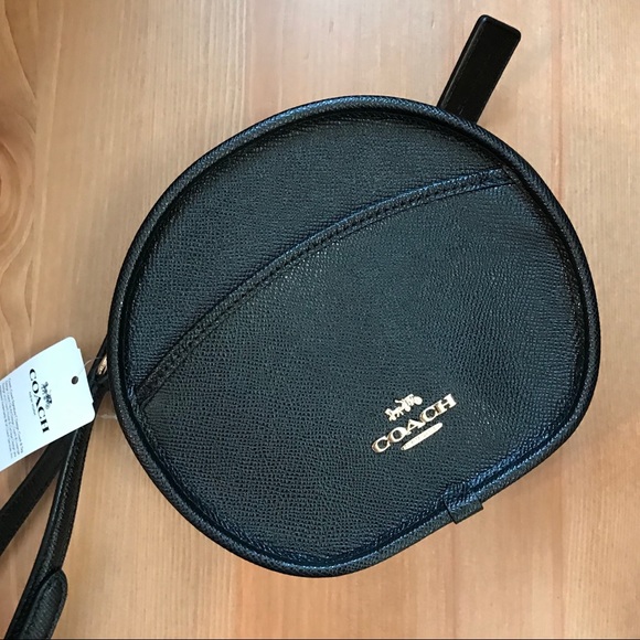 Coach Handbags - Coach crosbody canteen bag NWT